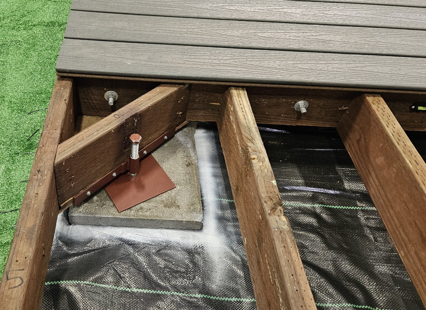 Trex® 12x18* (9-Frames with Decking & Fascia)